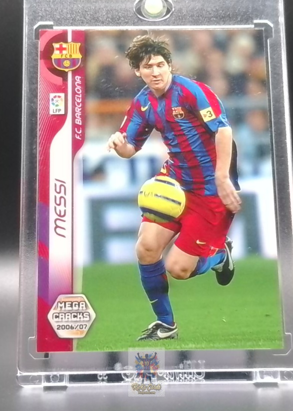 2006-07 Panini Lionel Messi card is from the Megacracks MGK La Liga set, card #54, featuring Base Card. Messi Cards 25