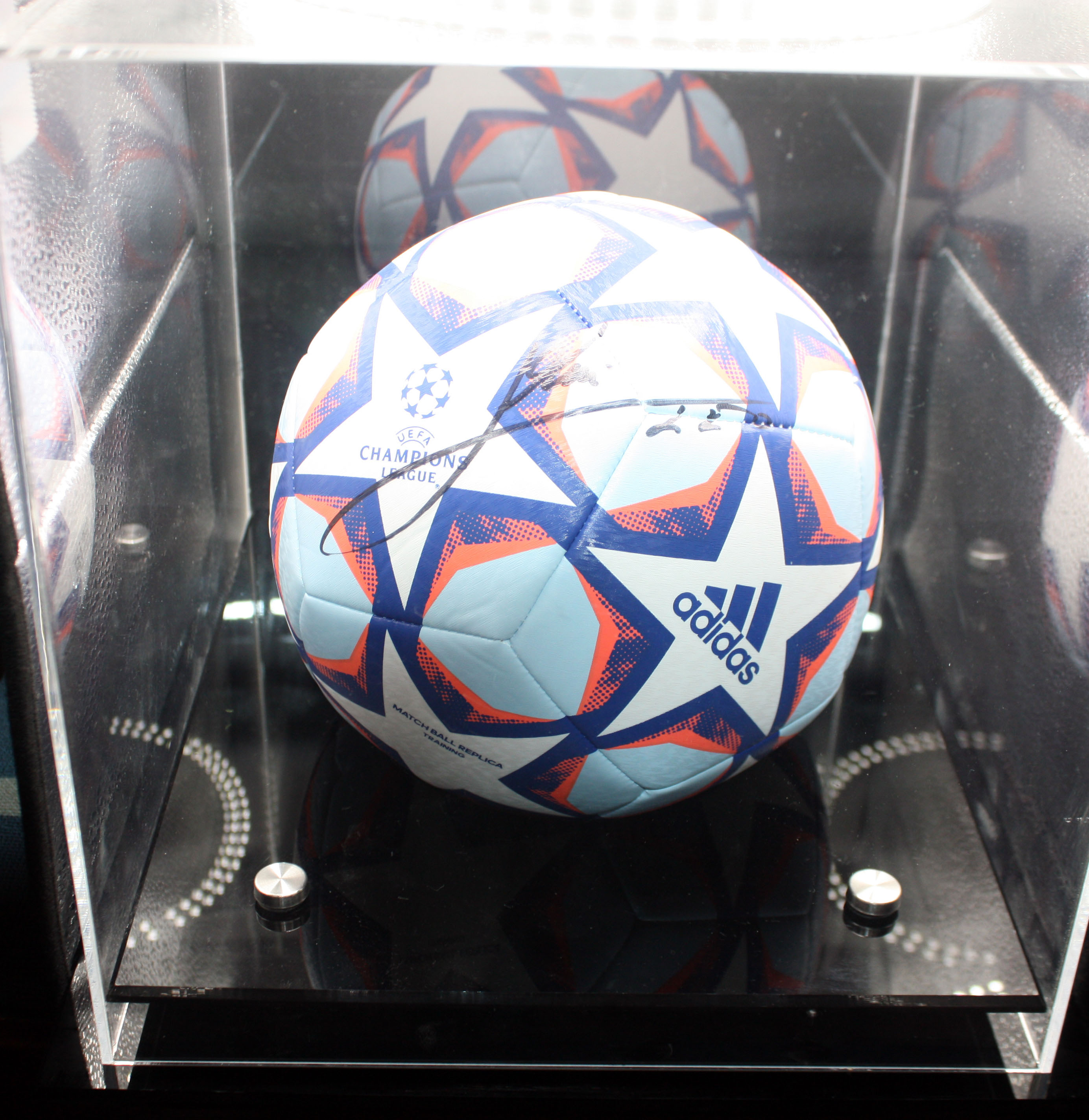 messiucl-3.jpg