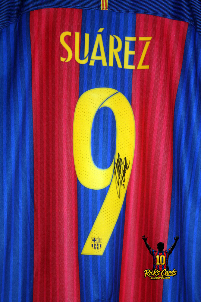 suarezbarcaauto.jpg