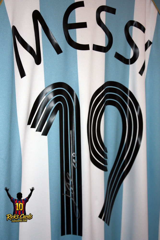 messiarg19auto.jpg
